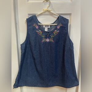 Country Store vintage sleeveless denim top multicolor floral embroidery Size 1x